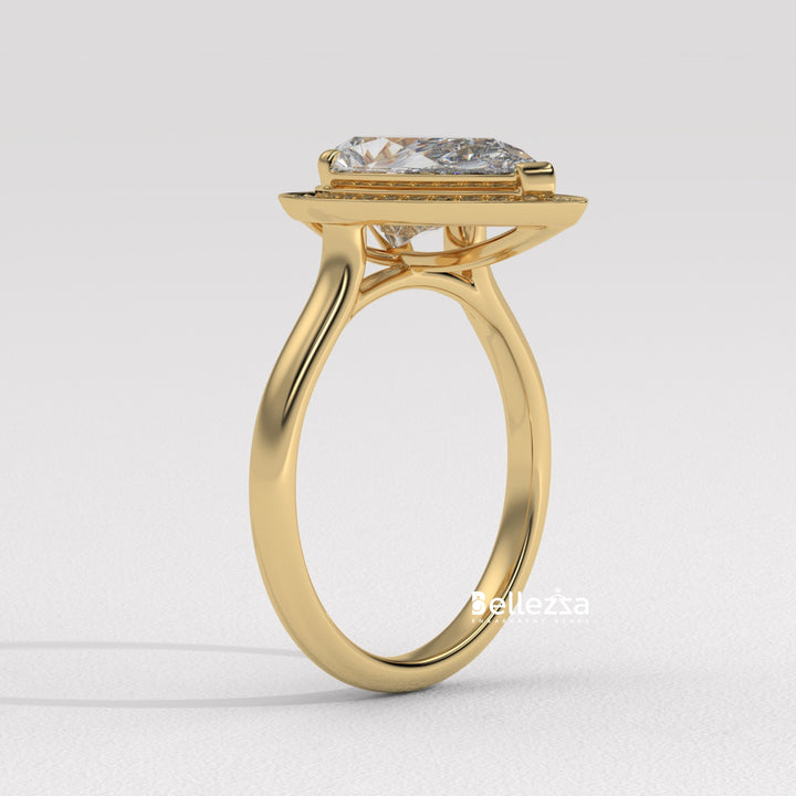 2.0-3.0CT Pear Cut Lab Grown Diamond Halo Setting Engagement Ring