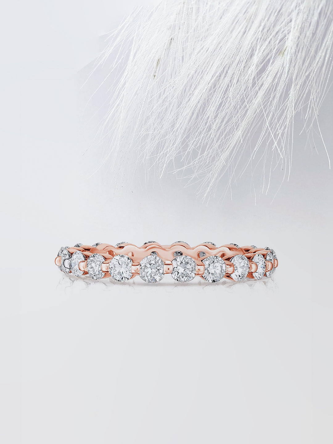 Round Cut Single Prong Diamond Wedding Band For Women