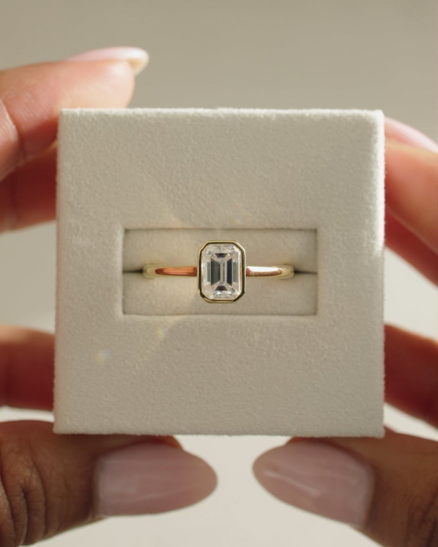 1.0 CT Emerald Cut Bezel Setting Solitaire Moissanite Engagement Ring