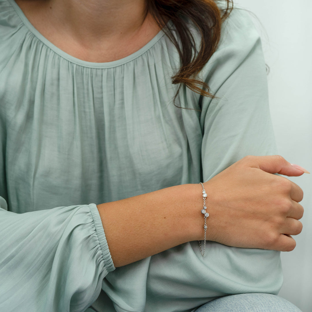 0.42ct Round Cut Bezel Set Moissanite Diamond Bracelet For Women