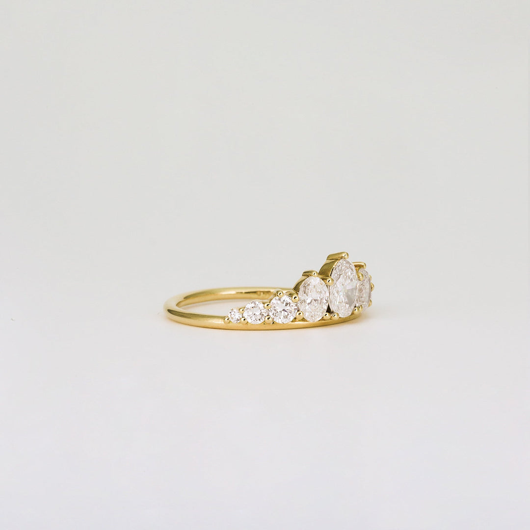 0.95 TCW Oval & Round Lab Grown Diamond Pave Wedding Band