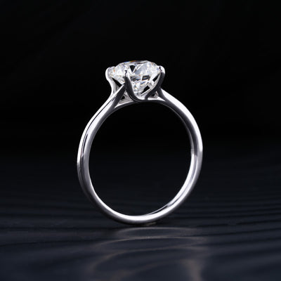 3.0 CT Round Cut Moissanite Solitaire Engagement Ring