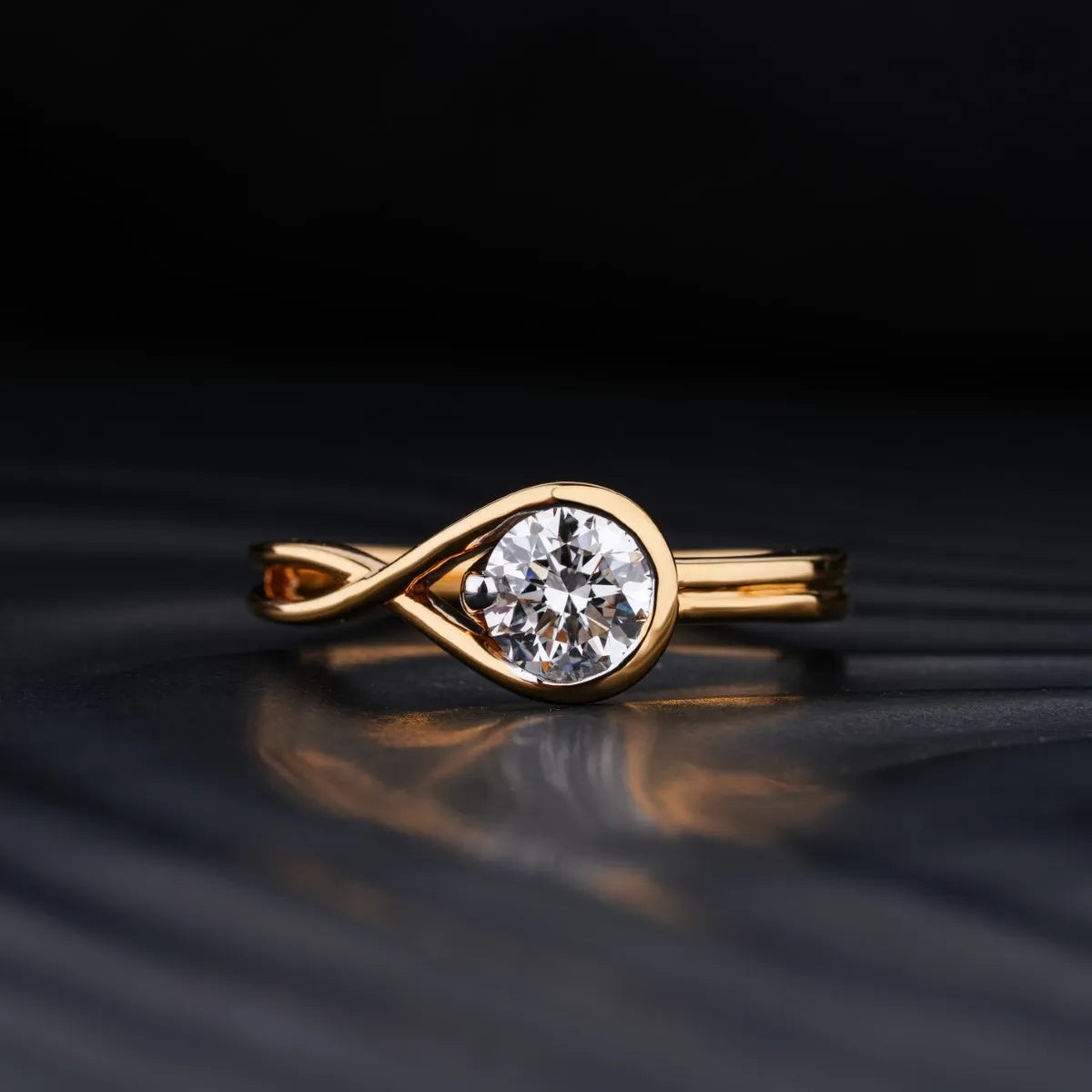 0.75 CT Round Cut Moissanite Diamond Unique Engagement Ring