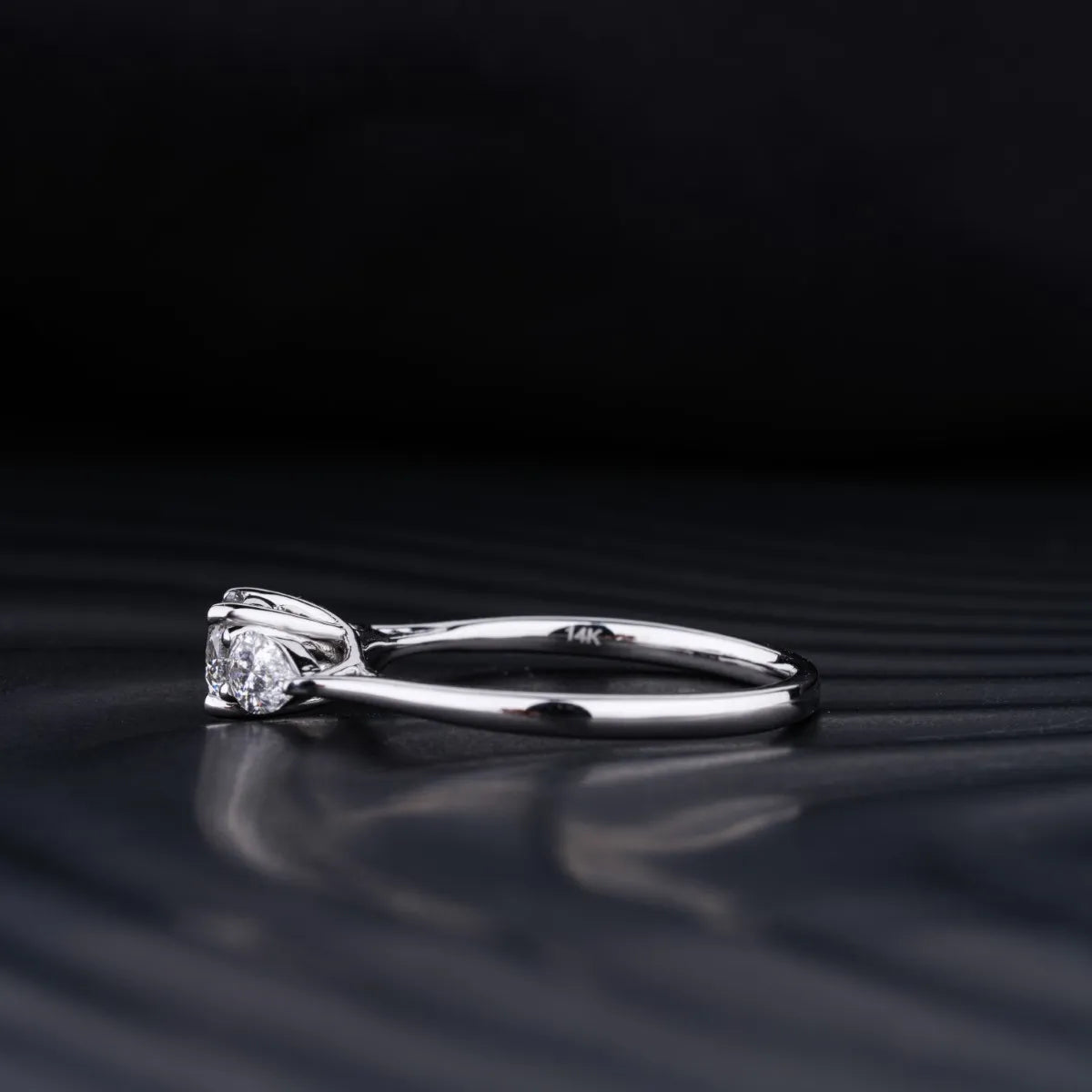 1.0 CT Round Cut Moissanite Three Stone Engagement Ring