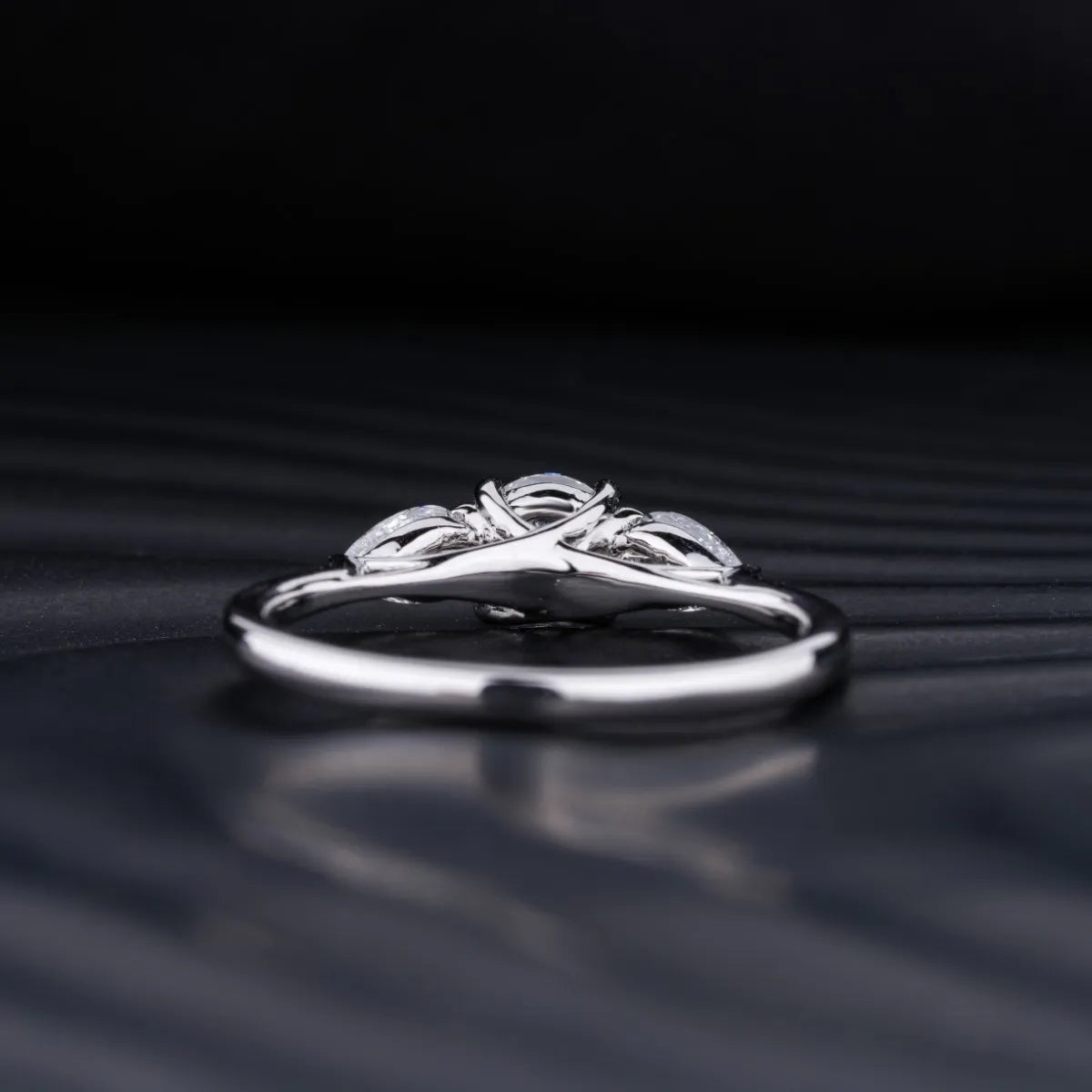 1.0 CT Round Cut Moissanite Three Stone Engagement Ring