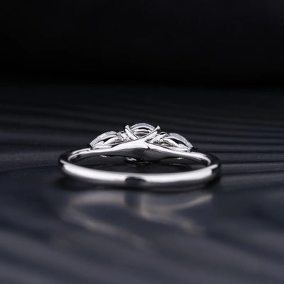 1.0 CT Round Cut Moissanite Three Stone Engagement Ring