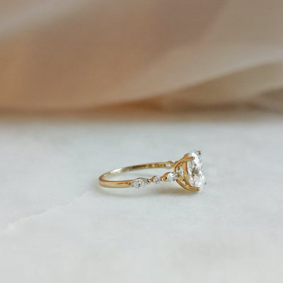 1-70-ct-oval-shaped-moissanite-solitaire-engagement-ring