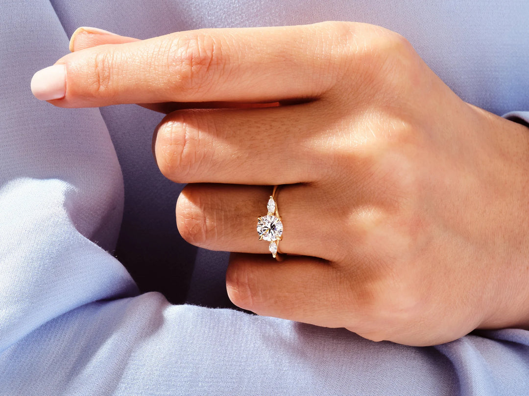 1.0CT Round & Marquise Diamond Three Stone Setting Moissanite Engagement Ring