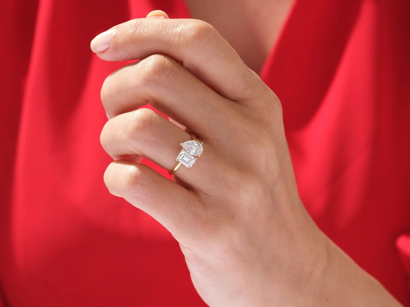 2.0CT Pear & Emerald Diamond Toi Et Moi Moissanite Engagement Ring