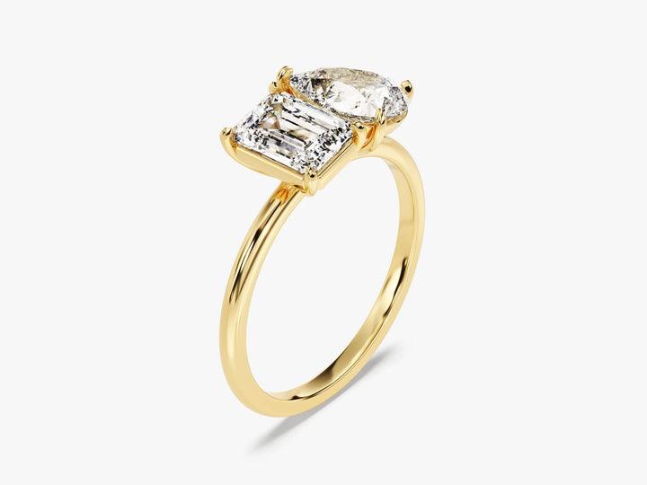 2.0CT Pear & Emerald Diamond Toi Et Moi Moissanite Engagement Ring