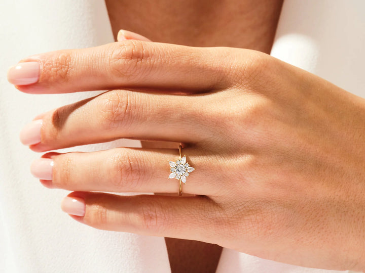 1.0CT Round Diamond Floral Halo Setting Moissanite Engagement Ring