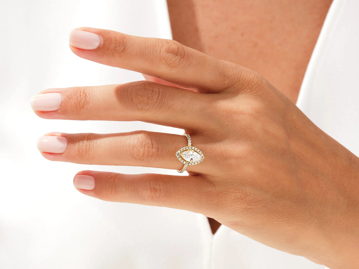 1.0CT Marquise Diamond Halo Pave Setting Moissanite Engagement Ring