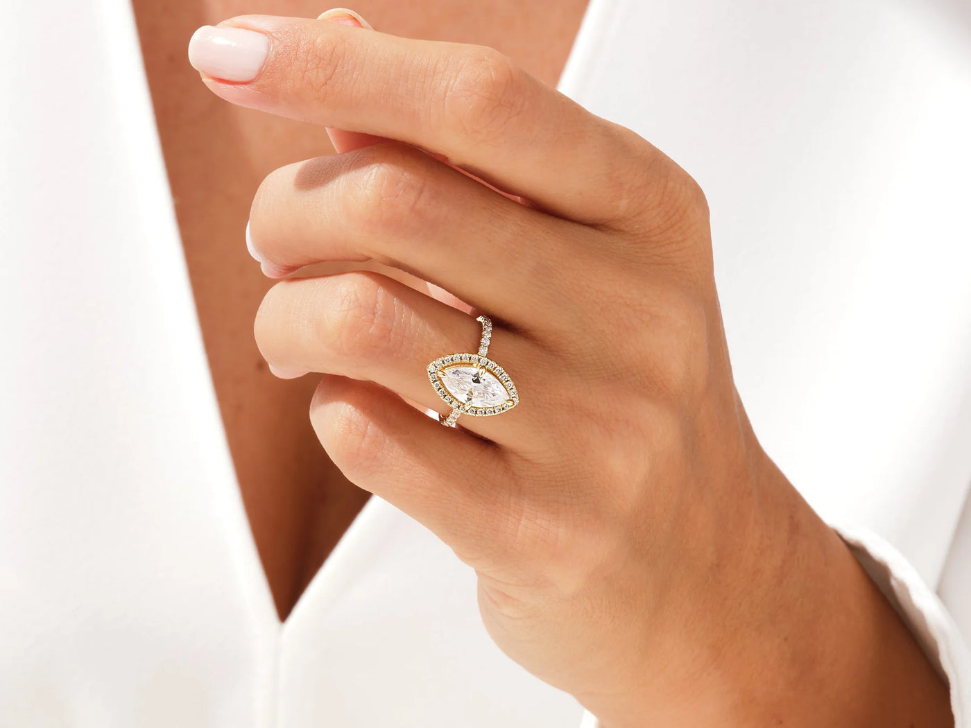 2.0CT Marquise Diamond Halo Pave Setting Moissanite Engagement Ring