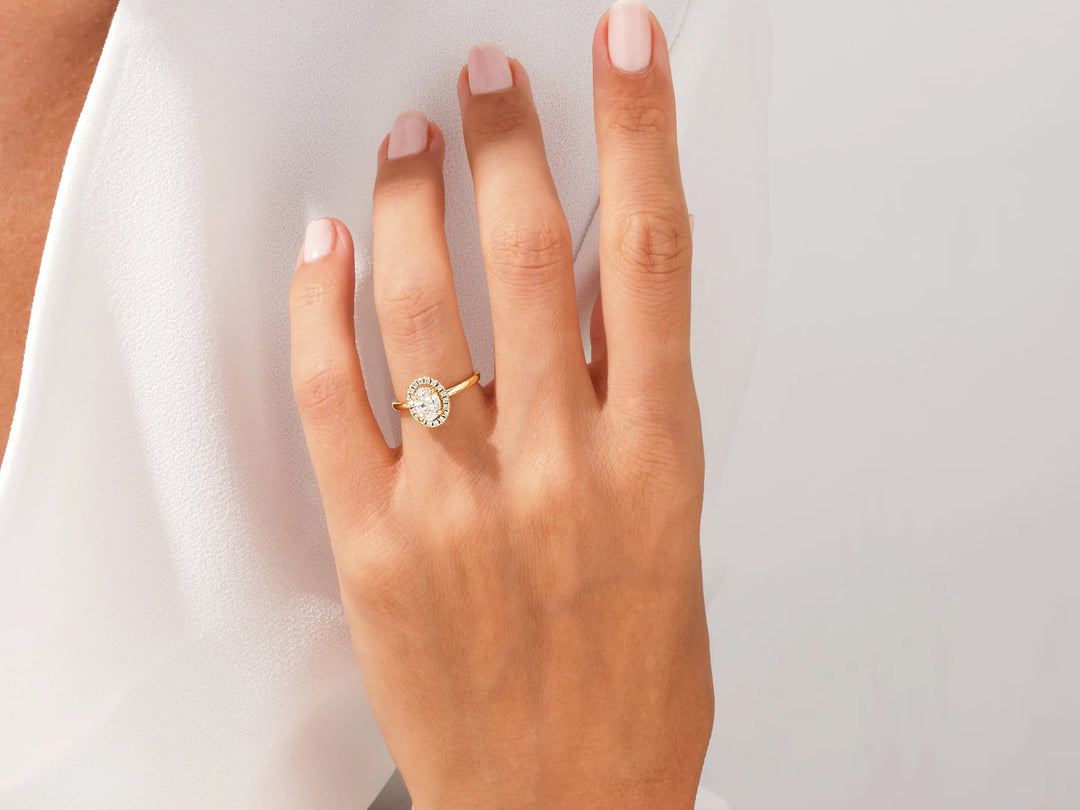 1.0CT Oval Diamond Halo Moissanite Engagement Ring