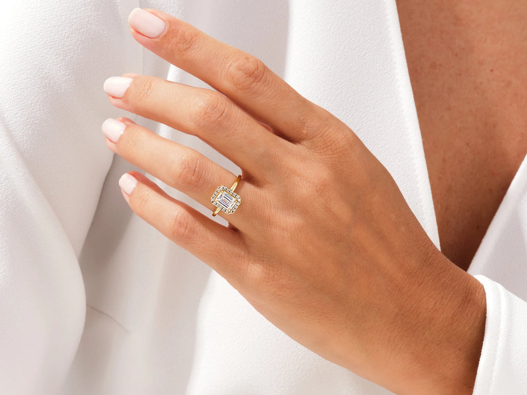 1.0CT Emerald Diamond Halo Moissanite Engagement Ring