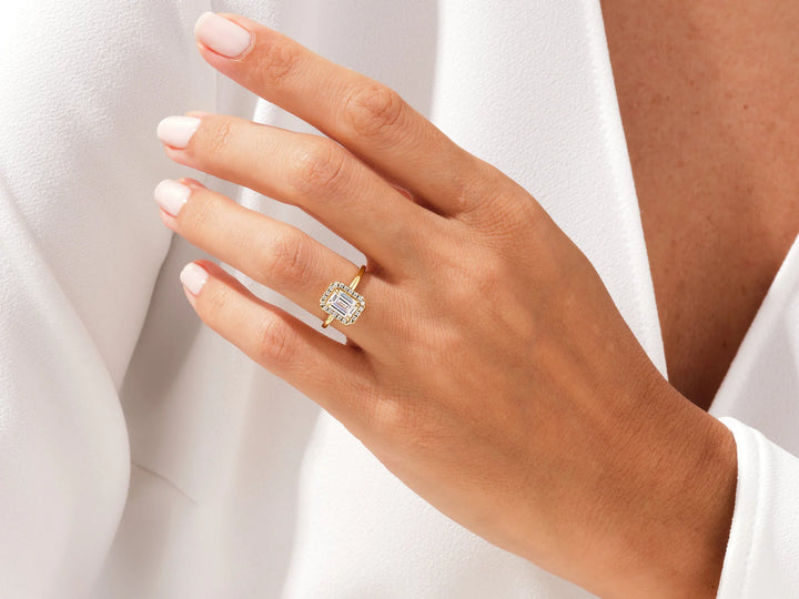 1.0CT Emerald Diamond Halo Moissanite Engagement Ring