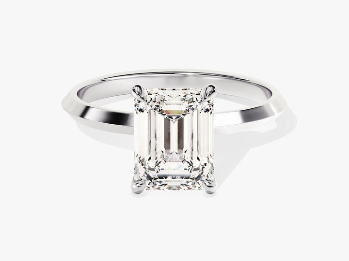 2.0CT Emerald Diamond Kinfe Edge Solitaire Moissanite Engagement Ring