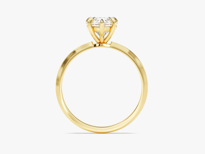 2.0CT Pear Diamond Kinfe Edge Solitaire Moissanite Engagement Ring