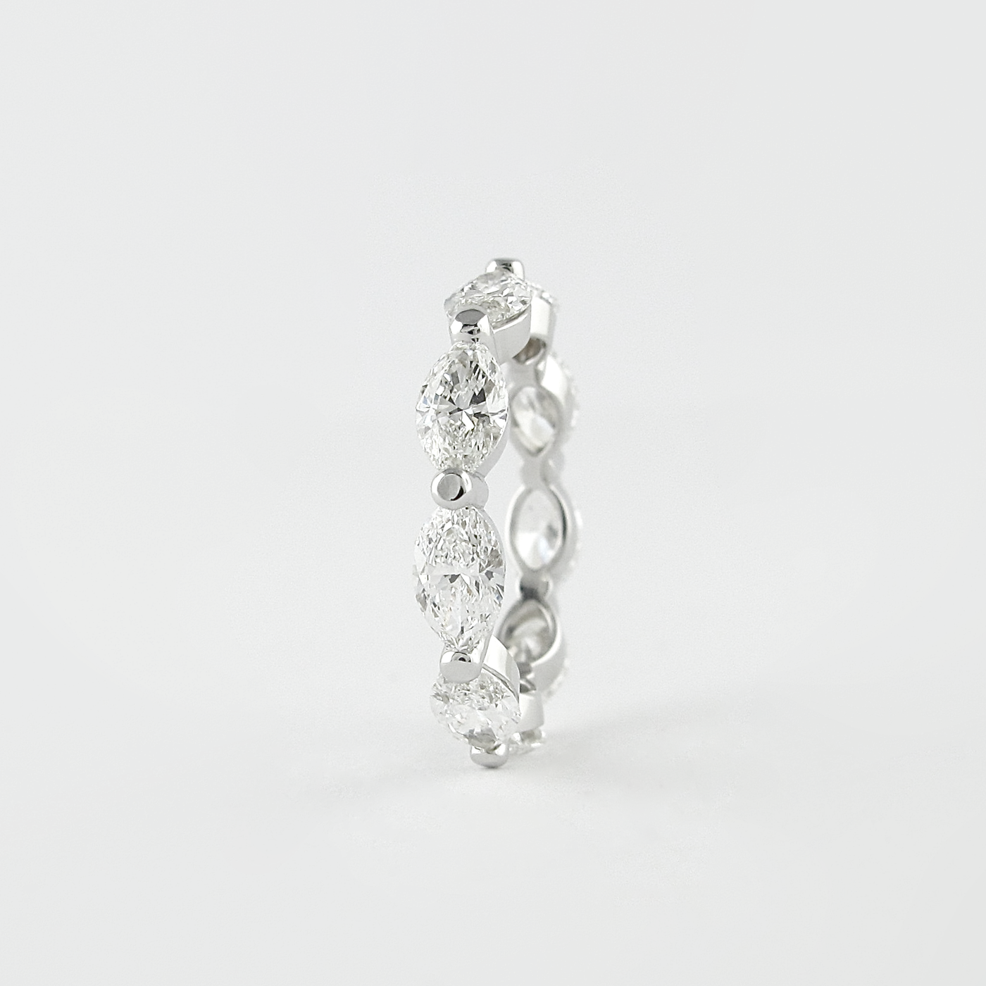 marquise-bubble-prong-setting-moissanite-wedding-band