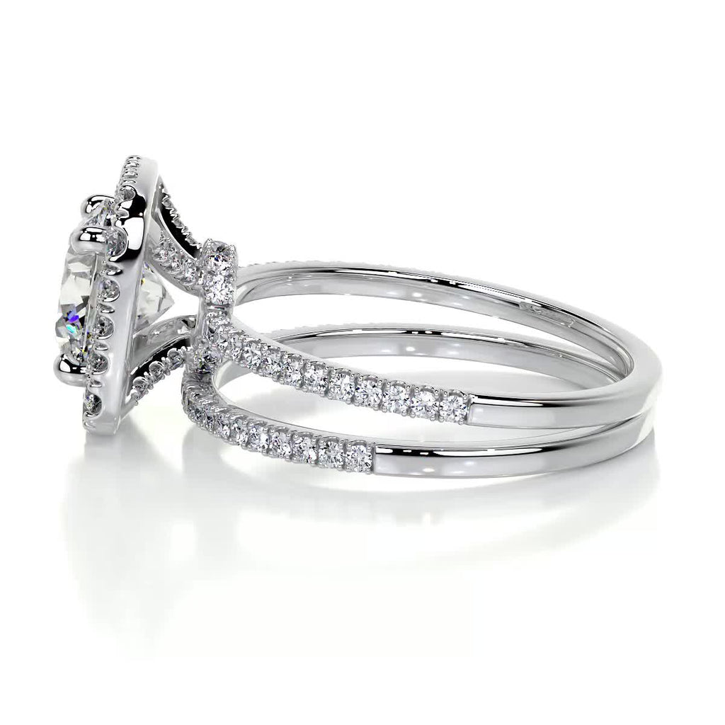 2.0 CT Round Shaped  F-VS CVD Diamond Bridal Set With Halo & Pave Setting