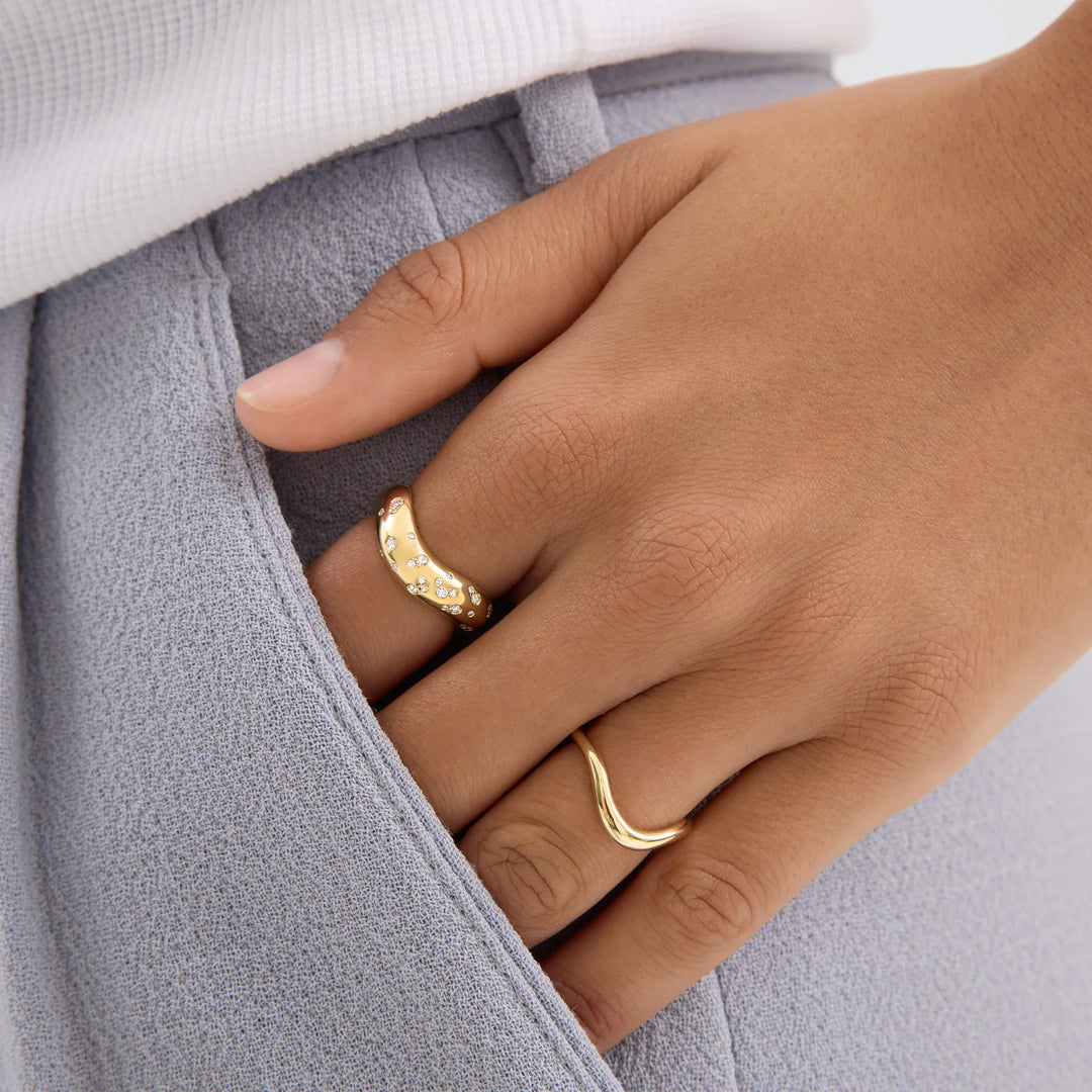 0.25 TCW Round Cut Cluster Diamond Unique Statement Ring