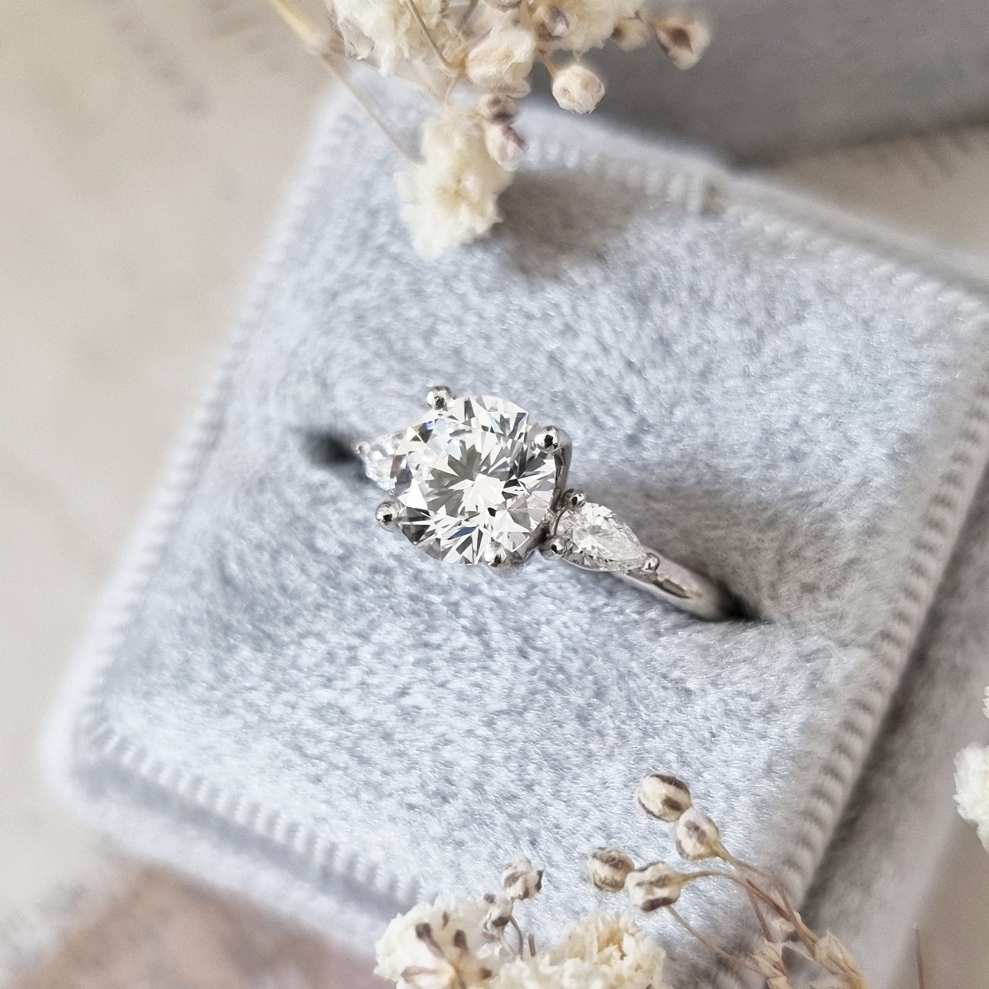 1.0-3.0 CT Round Cut Three Stone Lab Grown Diamond Engagement Ring