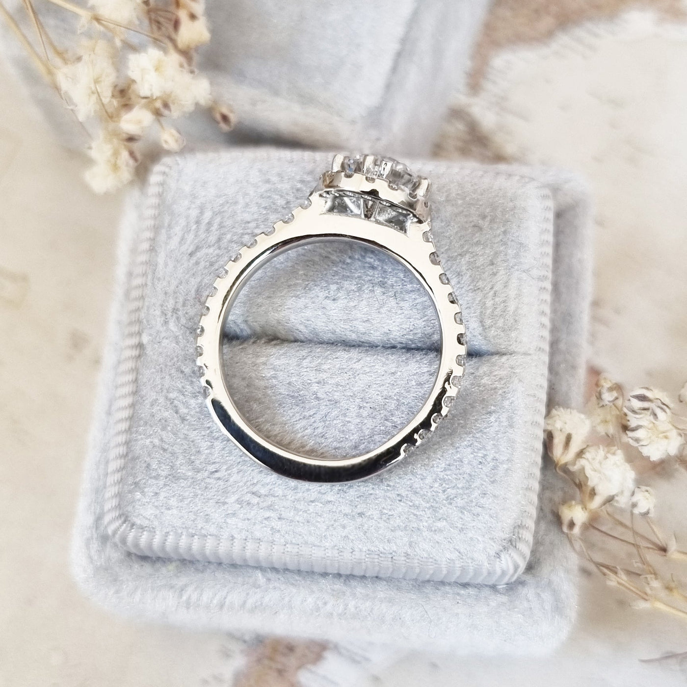 0.80 CT Round Cut Halo Style Lab Grown Diamond Engagement Ring