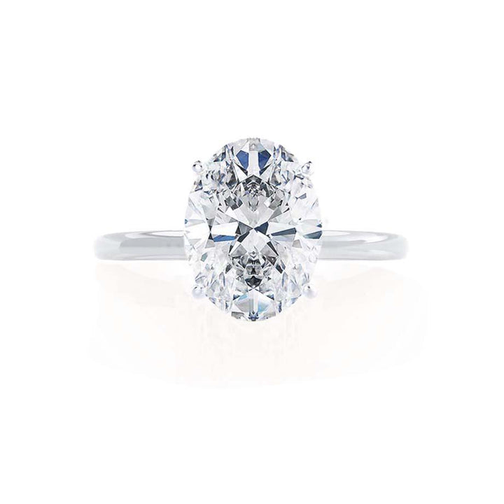 oval-shaped-moissanite-solitaire-engagement-ring-2