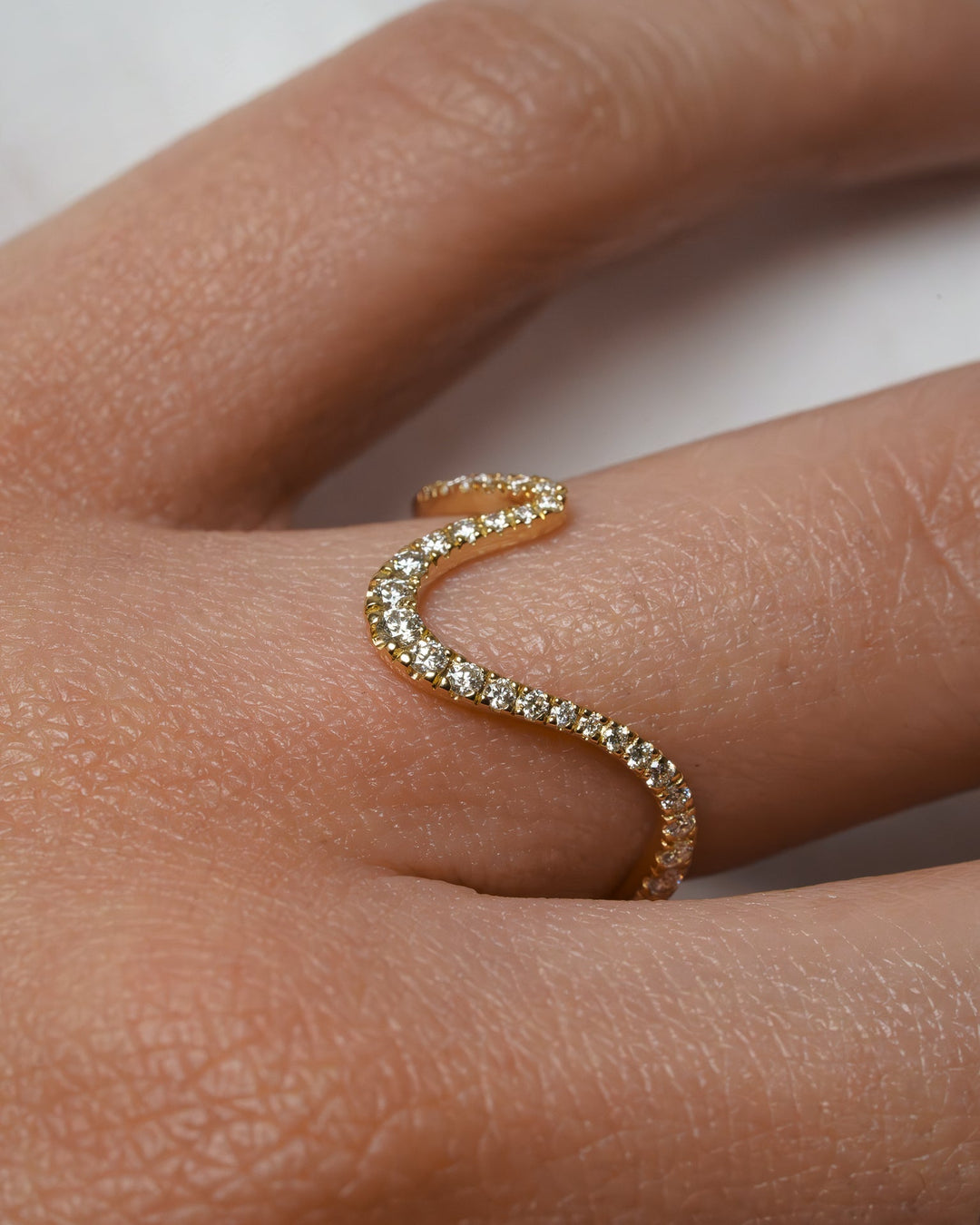 0.40 TCW Round Lab Grown Diamond Curved Wedding Band