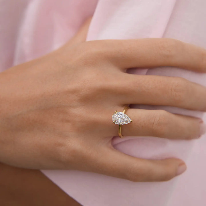 2.0CT Pear Diamond Hidden Halo Moissanite Engagement Ring