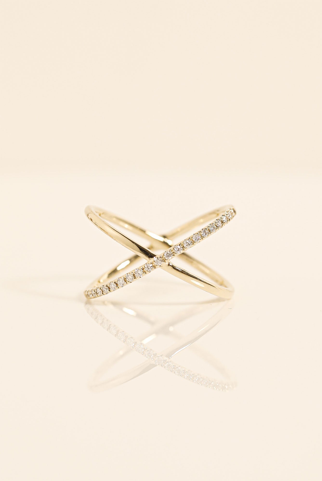 Criss Cross Moissanite Diamond Wedding Band in 14K Gold
