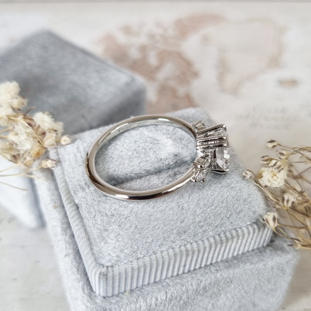 1.20-3.50 CT Oval Art Deco Style Lab Grown Diamond Engagement Ring