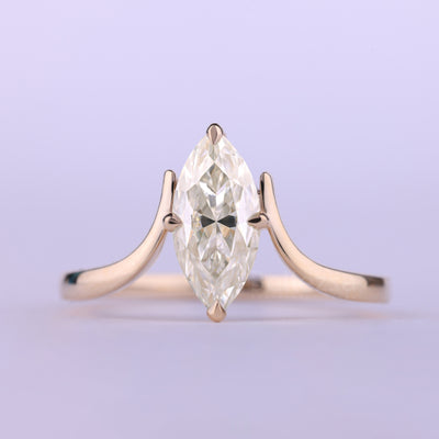 1.50CT Marquise Cut Diamond Unqiue Solitaire Engagement Ring