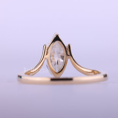 1.50CT Marquise Cut Diamond Unqiue Solitaire Engagement Ring