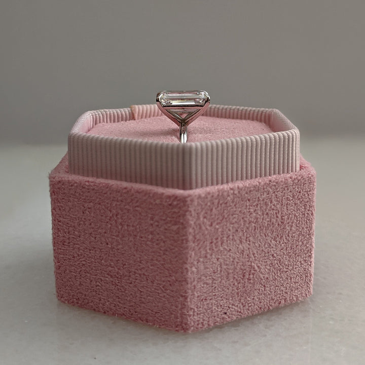 1.50-3.50 CT Emerald Diamond Solitaire Engagement Ring