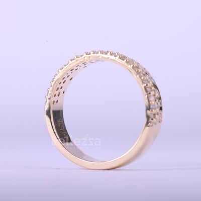 Round Cut Cluster Diamond Flush Set Moissanite Wedding Band