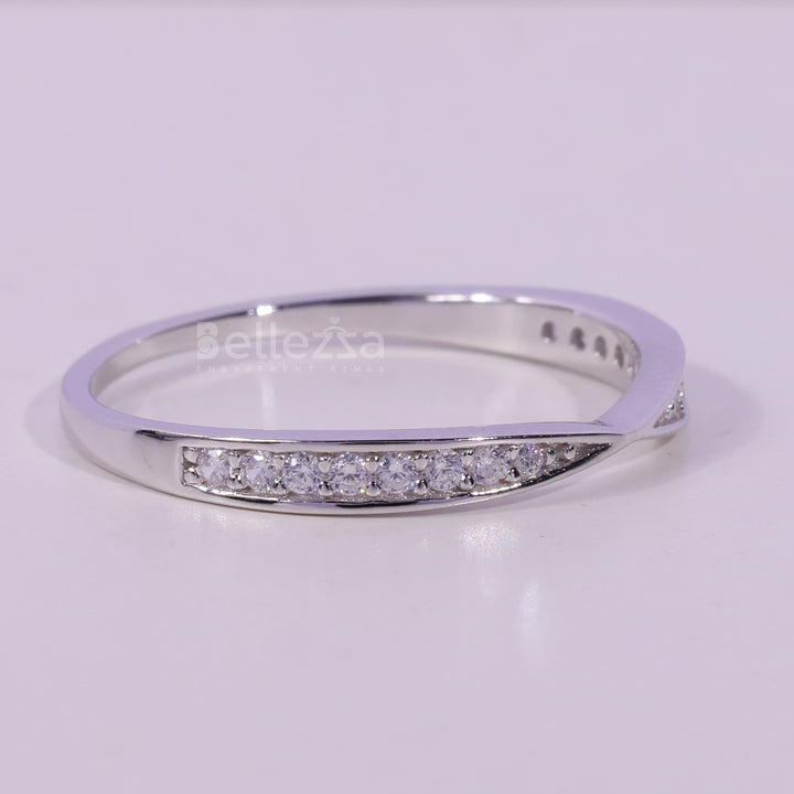 Round Cut Diamond Pinched Style Moissanite Wedding Band