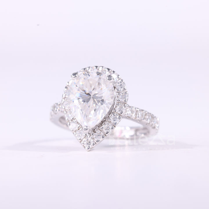 1.0CT Pear Cut Halo Setting Moissanite Engagement Ring