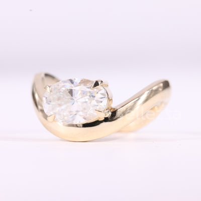 1.50CT East-West Oval Cut Curved Moissanite Solitaire Engagement Ring