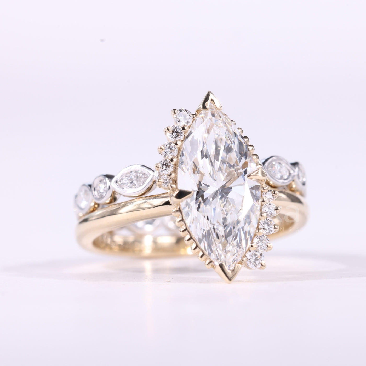 2.0CT Marquise Cut Unqiue Cluster Diamond Moissanite Bridal Ring Set