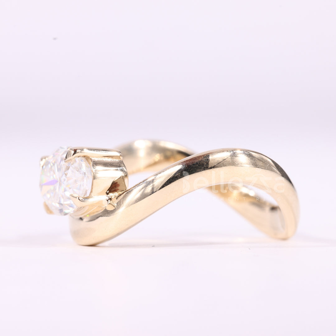 1.50CT East-West Oval Cut Curved Moissanite Solitaire Engagement Ring