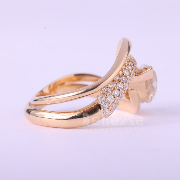 1.50CT East-West Marquise Cut Curved Moissanite Bridal Ring Set