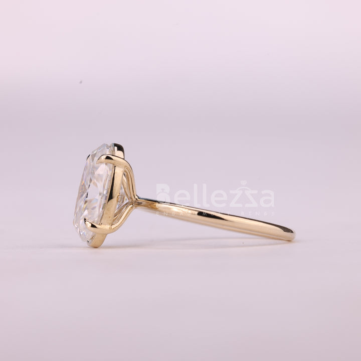 2.0CT Oval Cut Solitaire Moissanite Engagement Ring