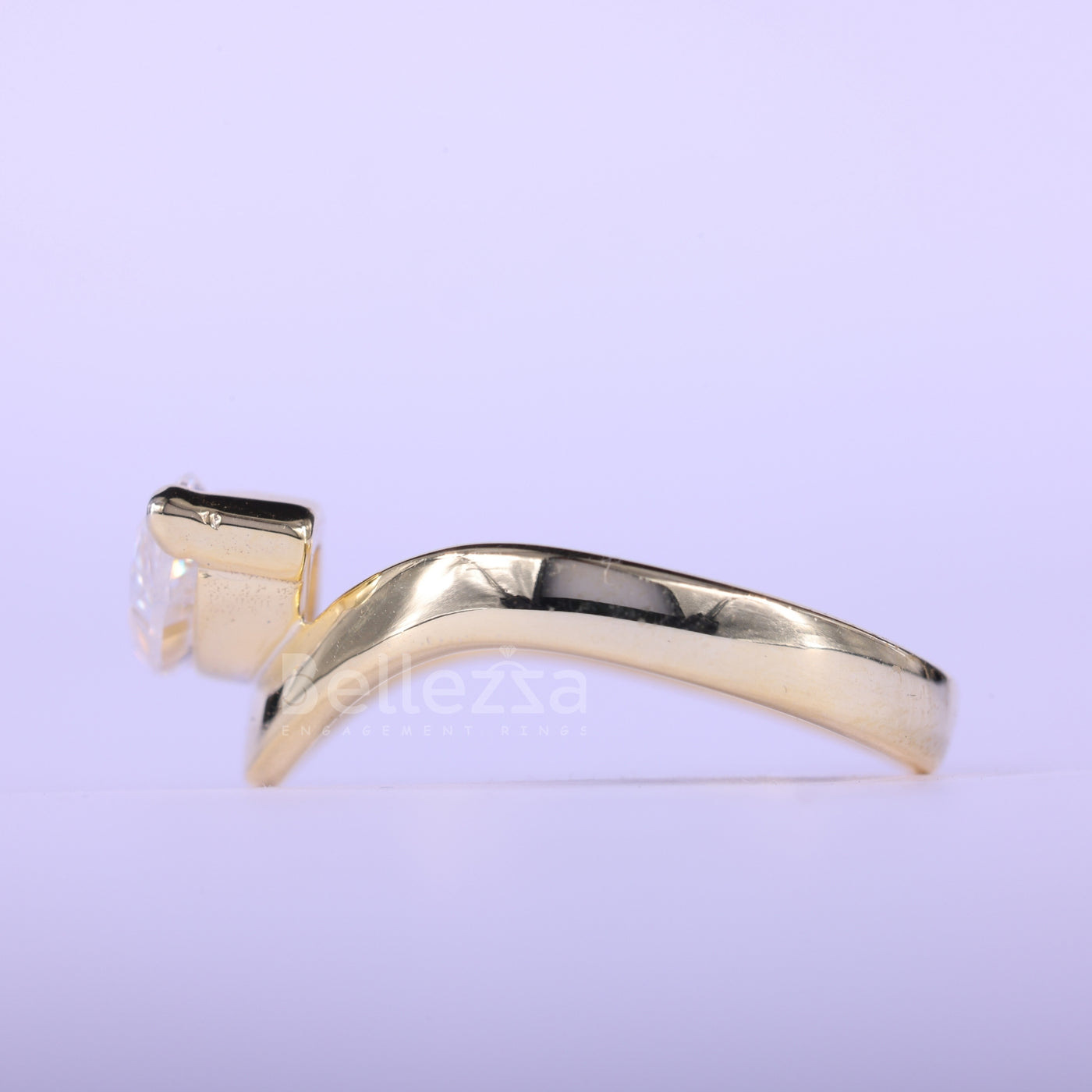 1.0CT East-West Marquise Cut Curved Moissanite Engagement Ring