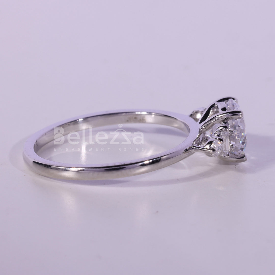 1.0CT Round Cut Cluster Diamond Moissanite Engagement Ring