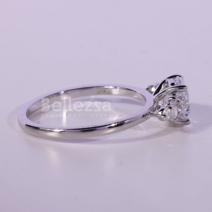 1.0CT Round Cut Cluster Diamond Moissanite Engagement Ring