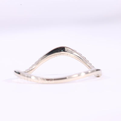 Round Cut Greem Gemstone Curved Moissanite Wedding Band