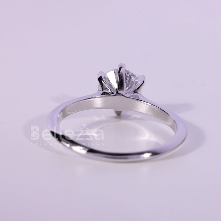 0.75CT Round Cut Solitaire Moissanite Engagement Ring