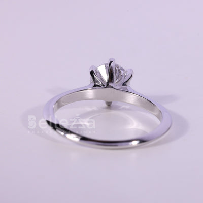 0.75CT Round Cut Solitaire Moissanite Engagement Ring