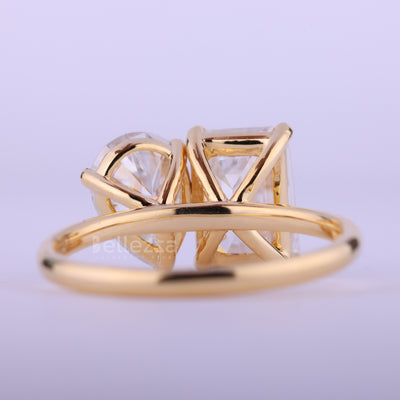 2.0CT Emerald & Pear Cut Diamond Toi Et Moi Engagement Ring